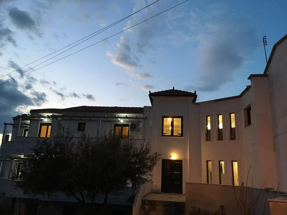 אנאקסוס Chalkiotis Hotel מראה חיצוני תמונה