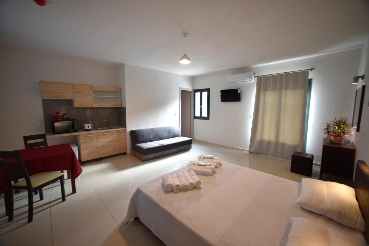 אנאקסוס Chalkiotis Hotel מראה חיצוני תמונה