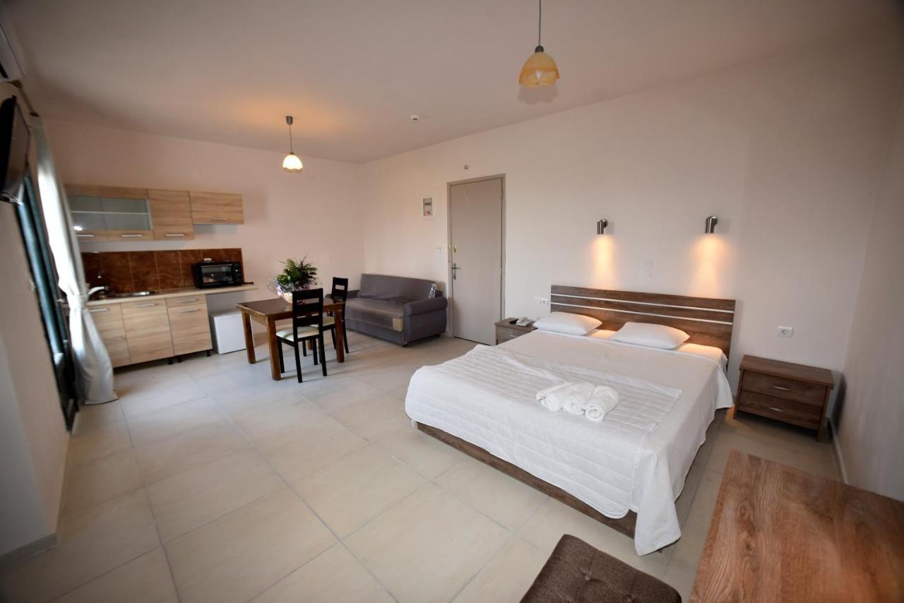 אנאקסוס Chalkiotis Hotel מראה חיצוני תמונה