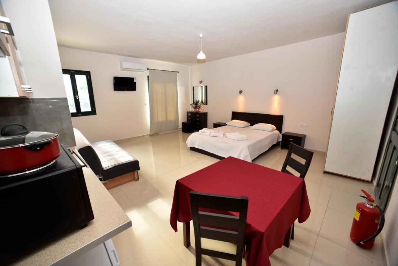 אנאקסוס Chalkiotis Hotel מראה חיצוני תמונה